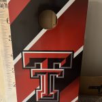 Custom Cornhole Set – Example 2: Team Logo – custom handcrafted by Made by the Middletons, Indiana (photo 1)