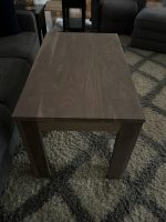 Walnut end table top grain